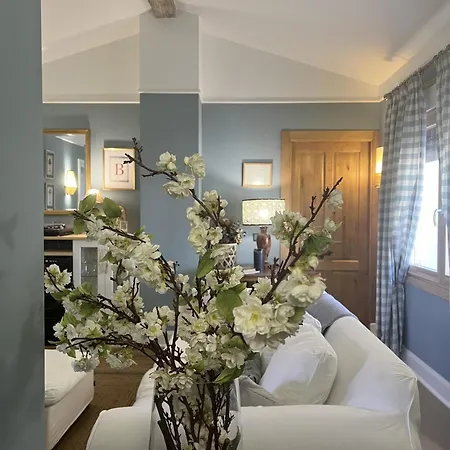 別荘 Casa Botero タウステ